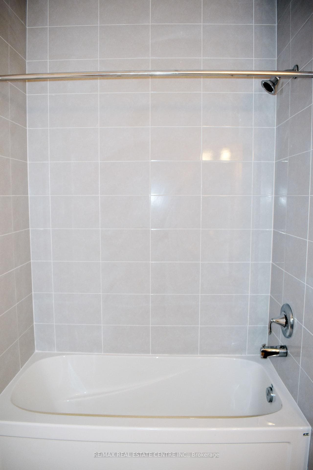 170 Adley Drive photo 20