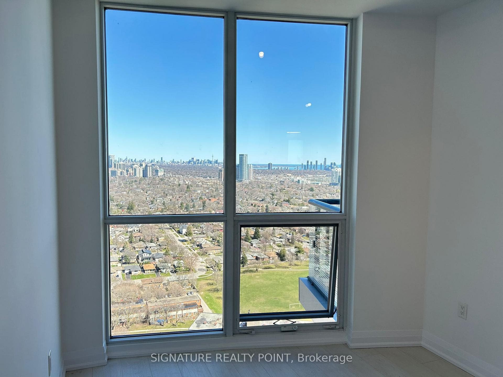 30 Gibbs Road Unit 3306 photo 2