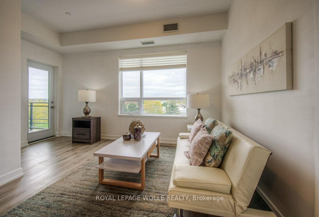 251 Northfield Drive Unit 422 photo 8