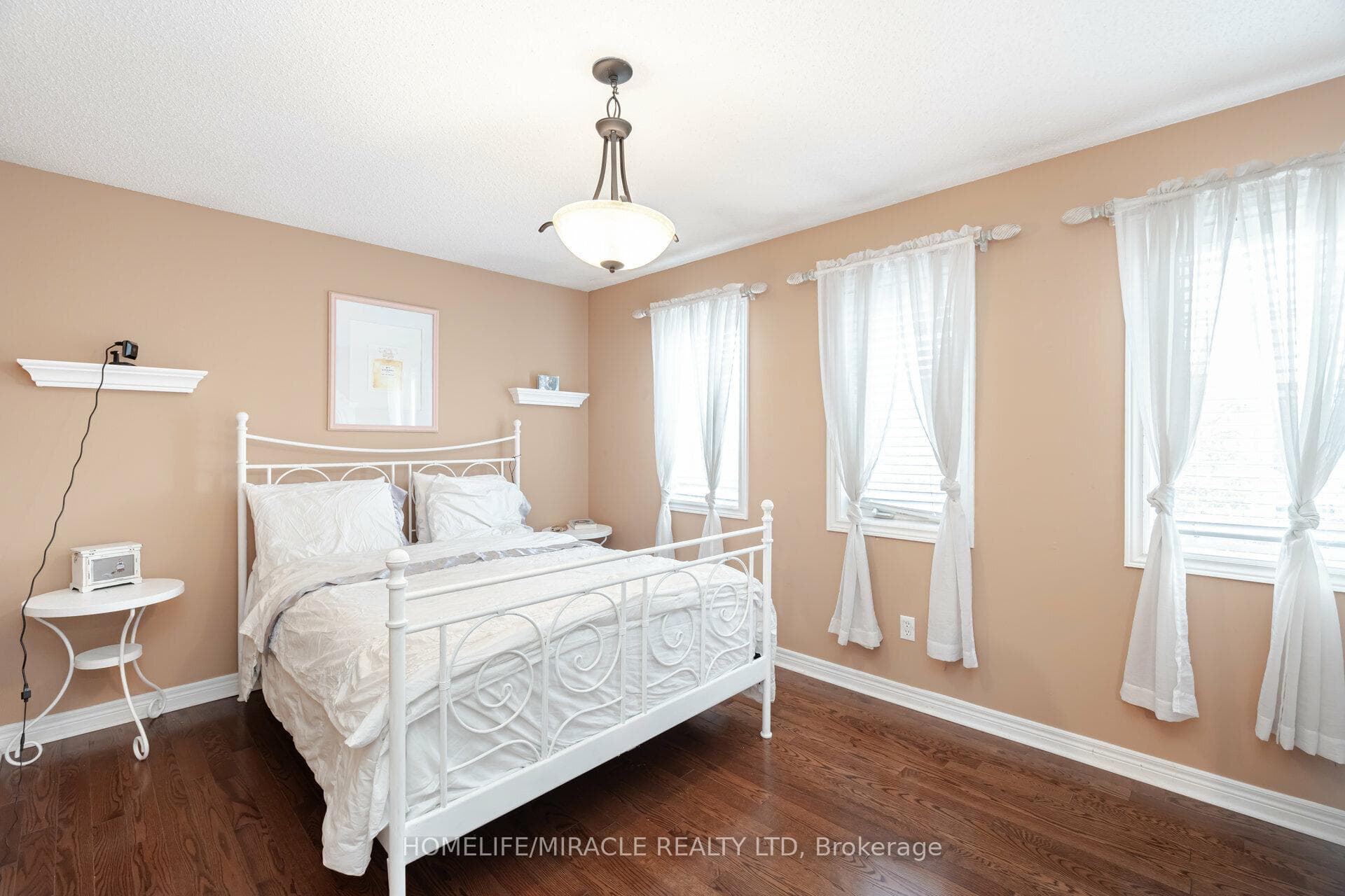 129 Van Scott Drive photo 29