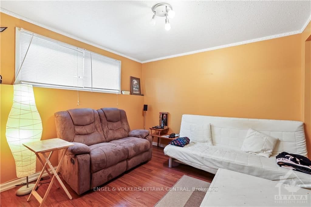 404 MONTFORT Street Unit 11 photo 22