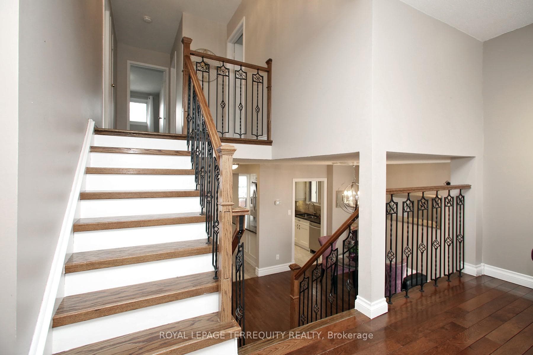 49 Weybridge Trail photo 15