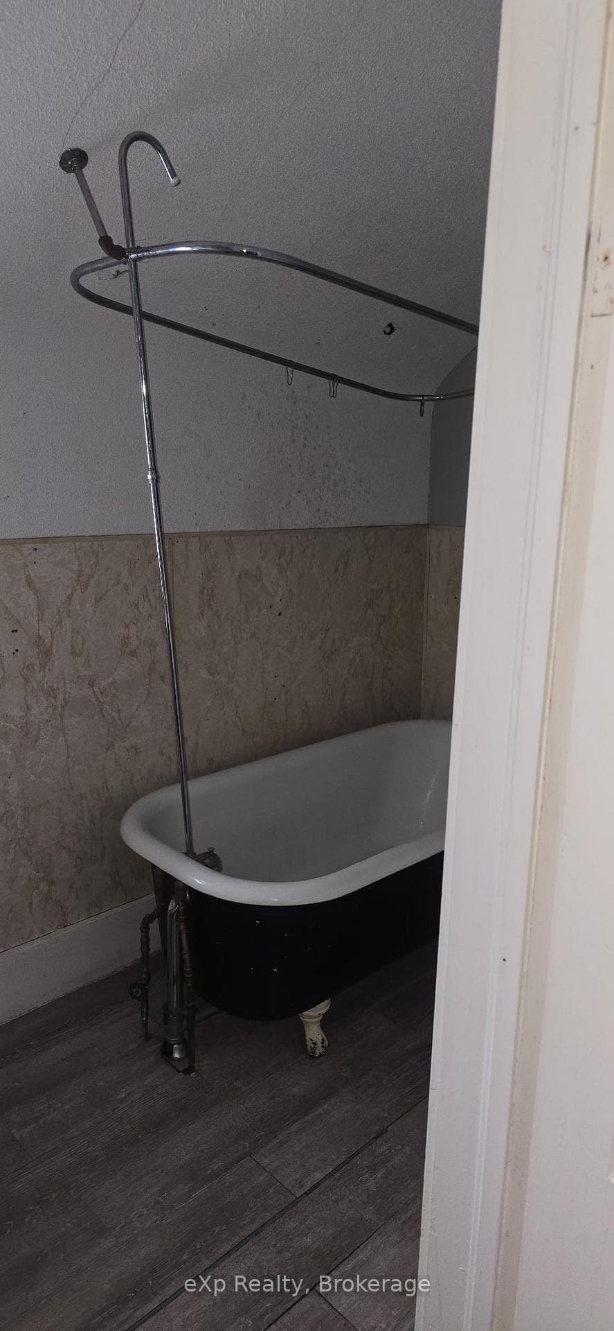 14 Blucher Street photo 4