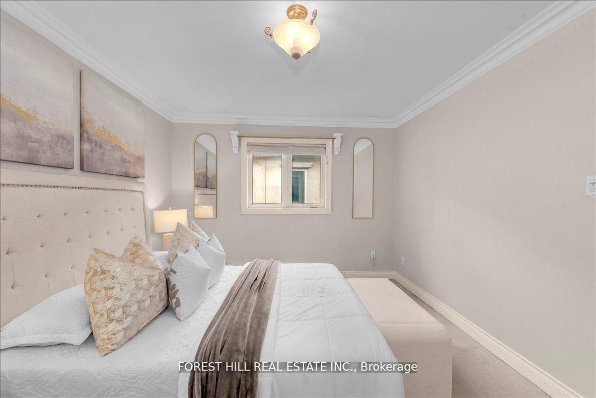 313 Broadway Avenue photo 31