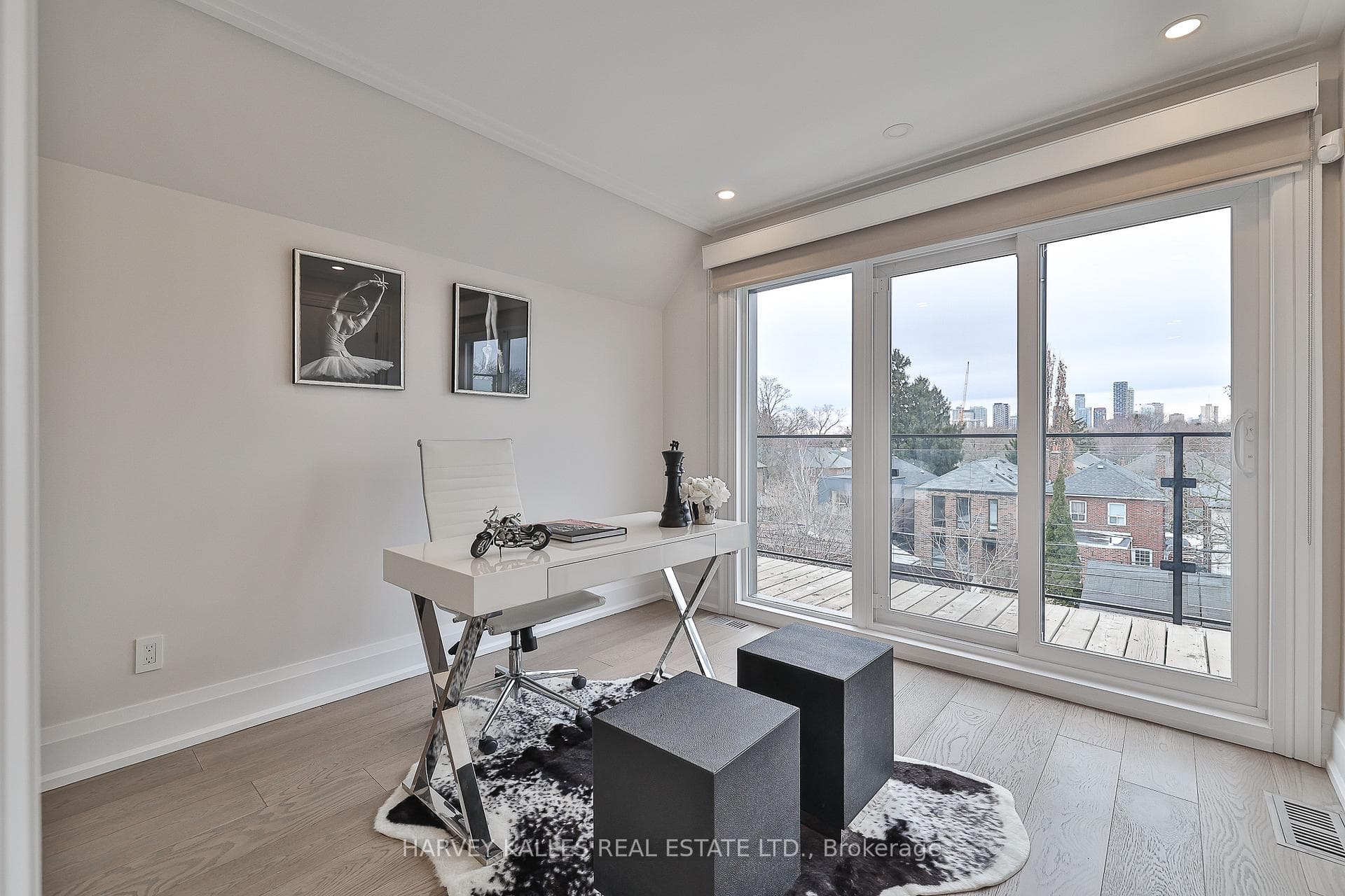 87B Bedford Park Avenue photo 30