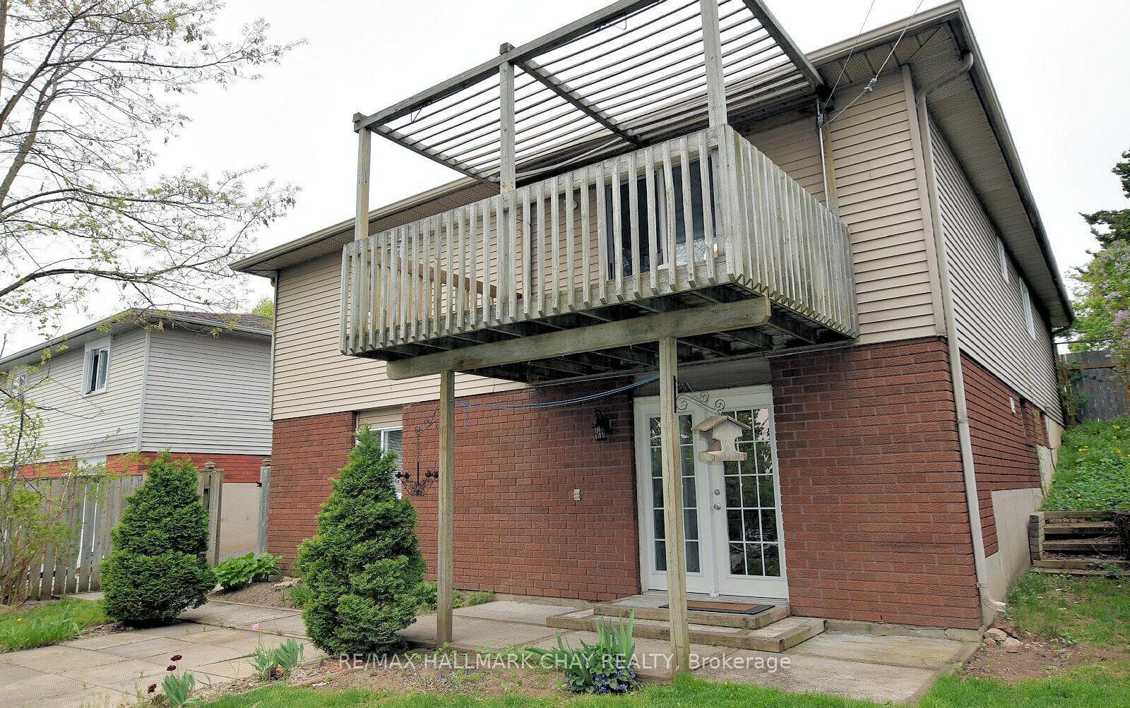 19 Broadfoot Road Unit Upper photo 10