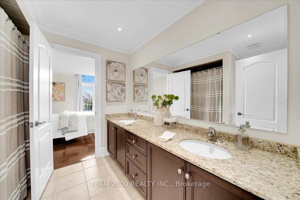23 Ciro Barillari Court photo 24