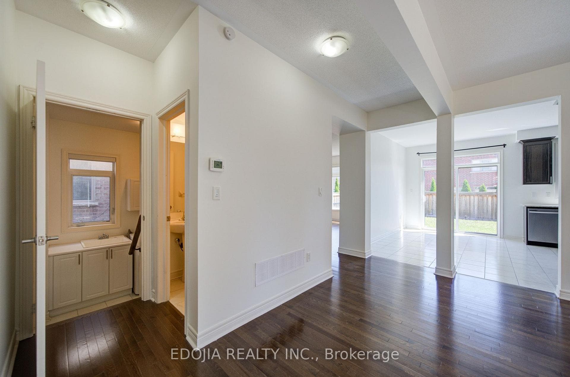 226 Gibson Circle photo 8