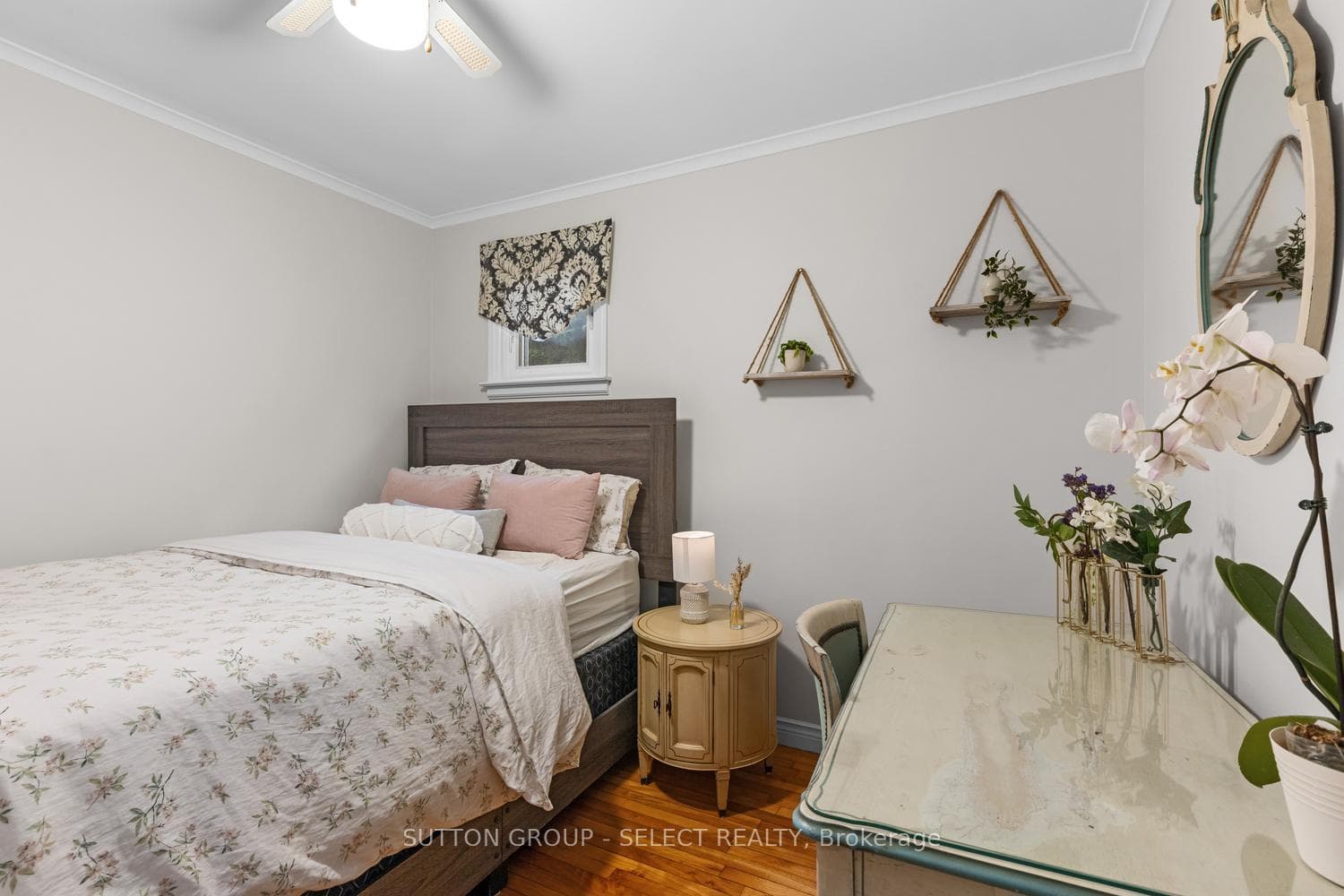 72 Emery Street photo 19