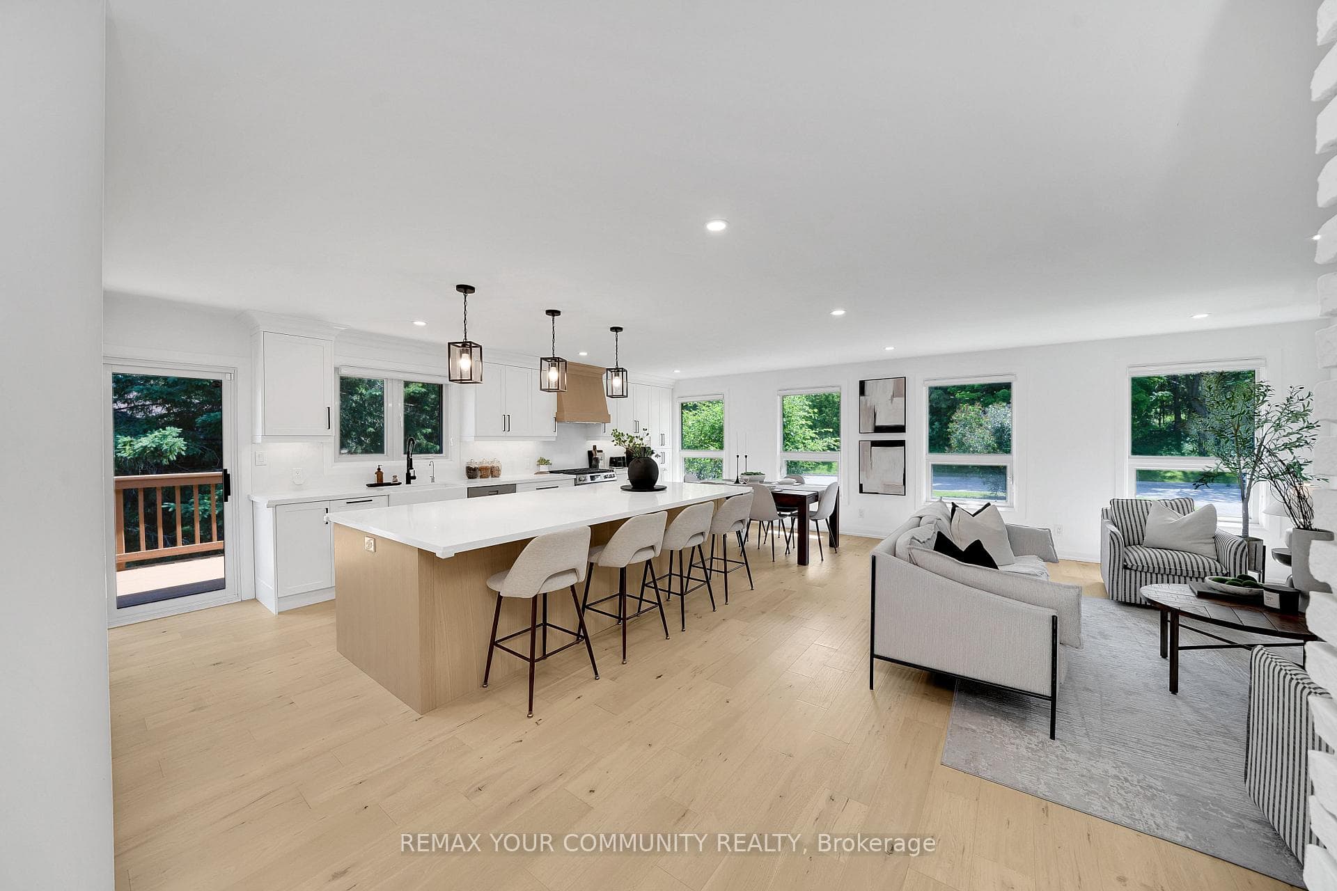 72 Cook Drive photo 6