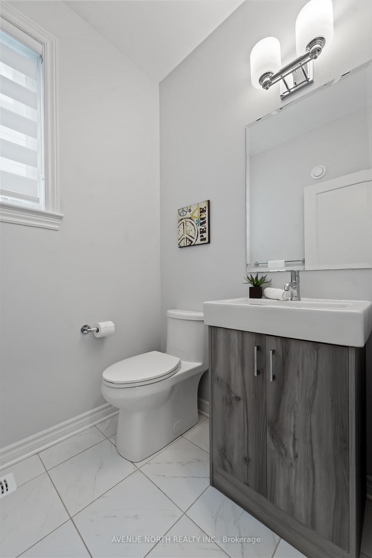 711 Moonflower Crescent photo 20