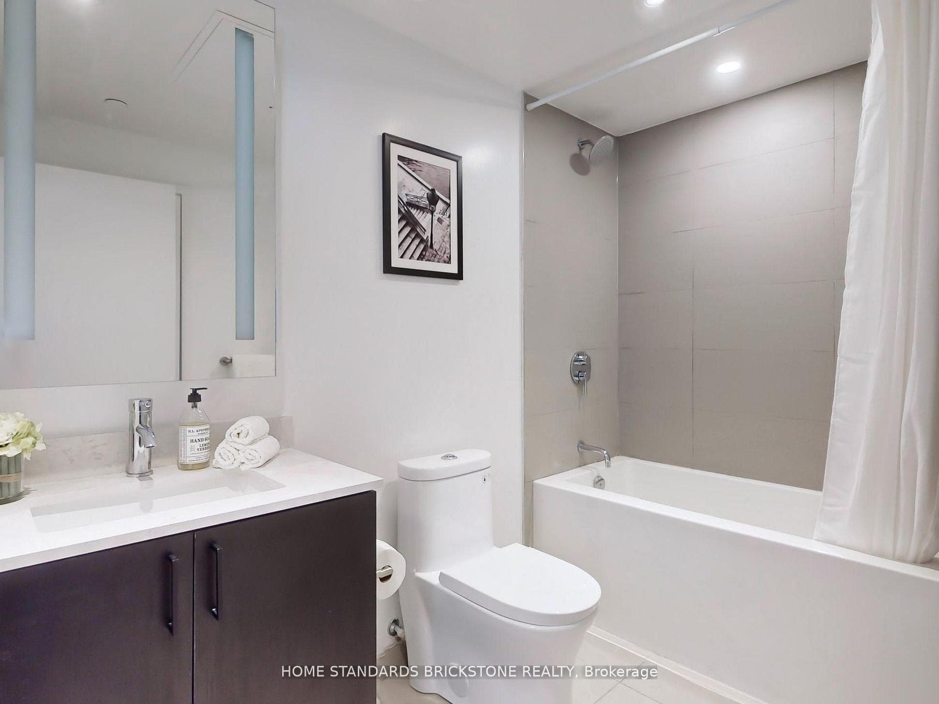 135 East Liberty Street Unit 1007 photo 23