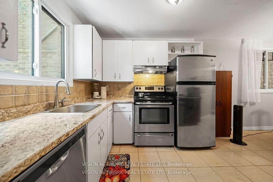 500 Southdale Road Unit 22 photo 7