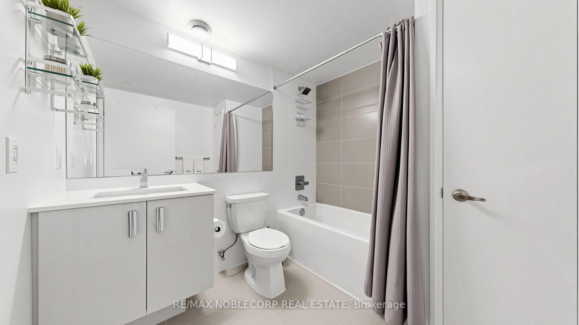 10 Gibbs Road Unit 616 photo 15