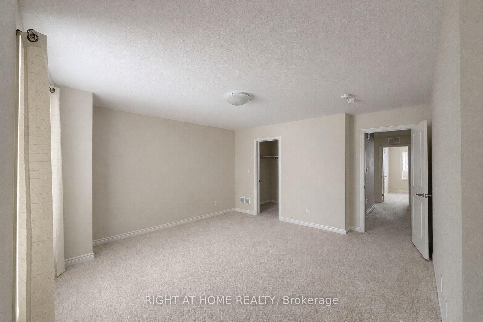 661 Julia Drive photo 6