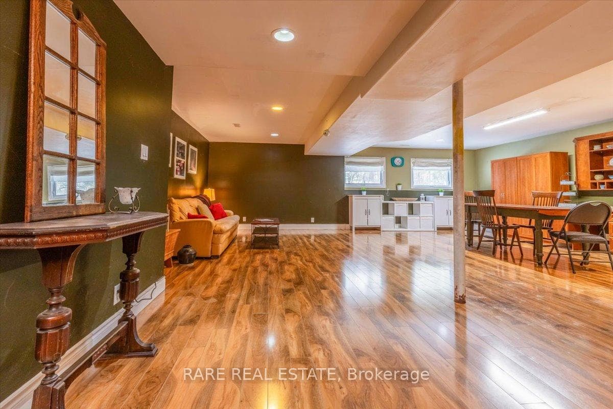 47 Parr Boulevard photo 24