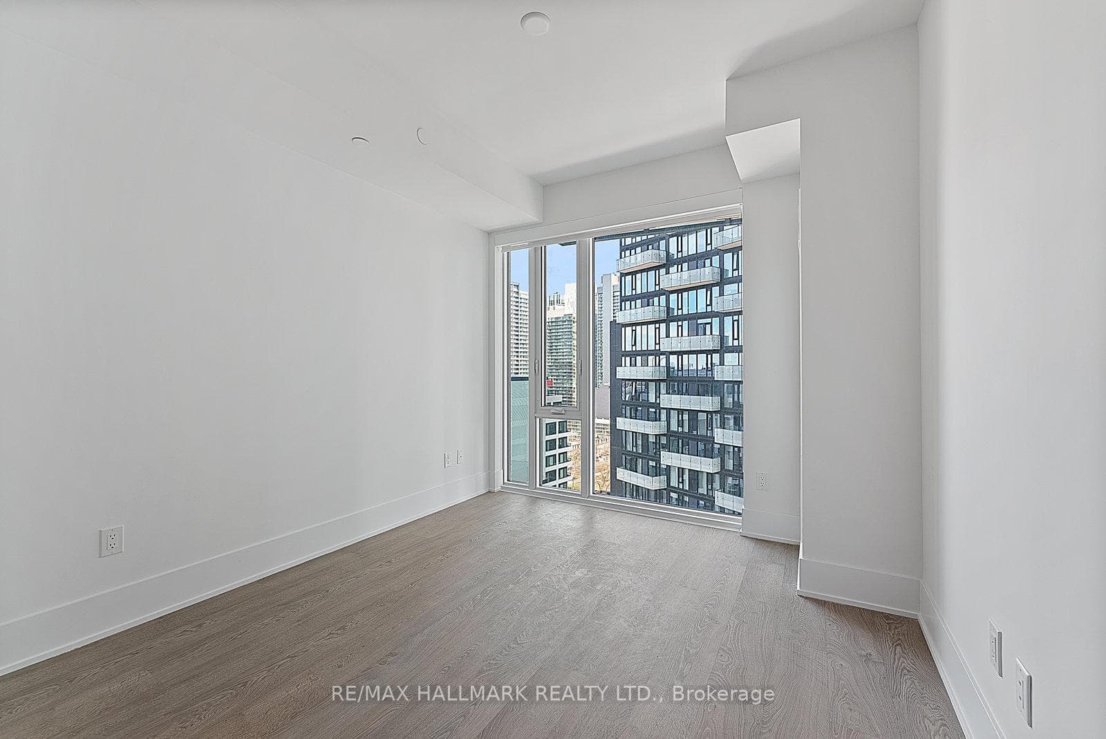 470 Front Street Unit 1509 photo 9