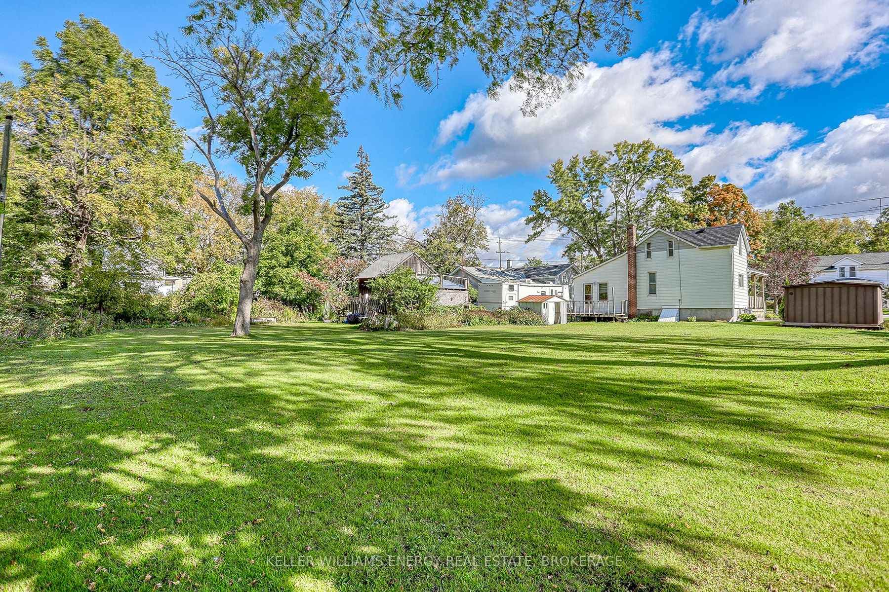 144 Hickory Street photo 39