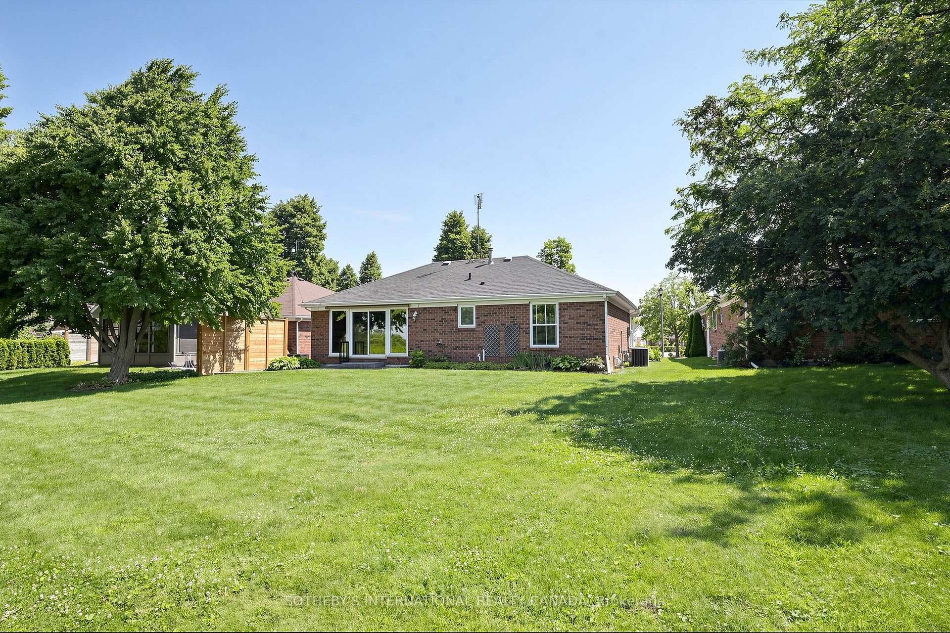 3454 FREDERICK Avenue photo 36