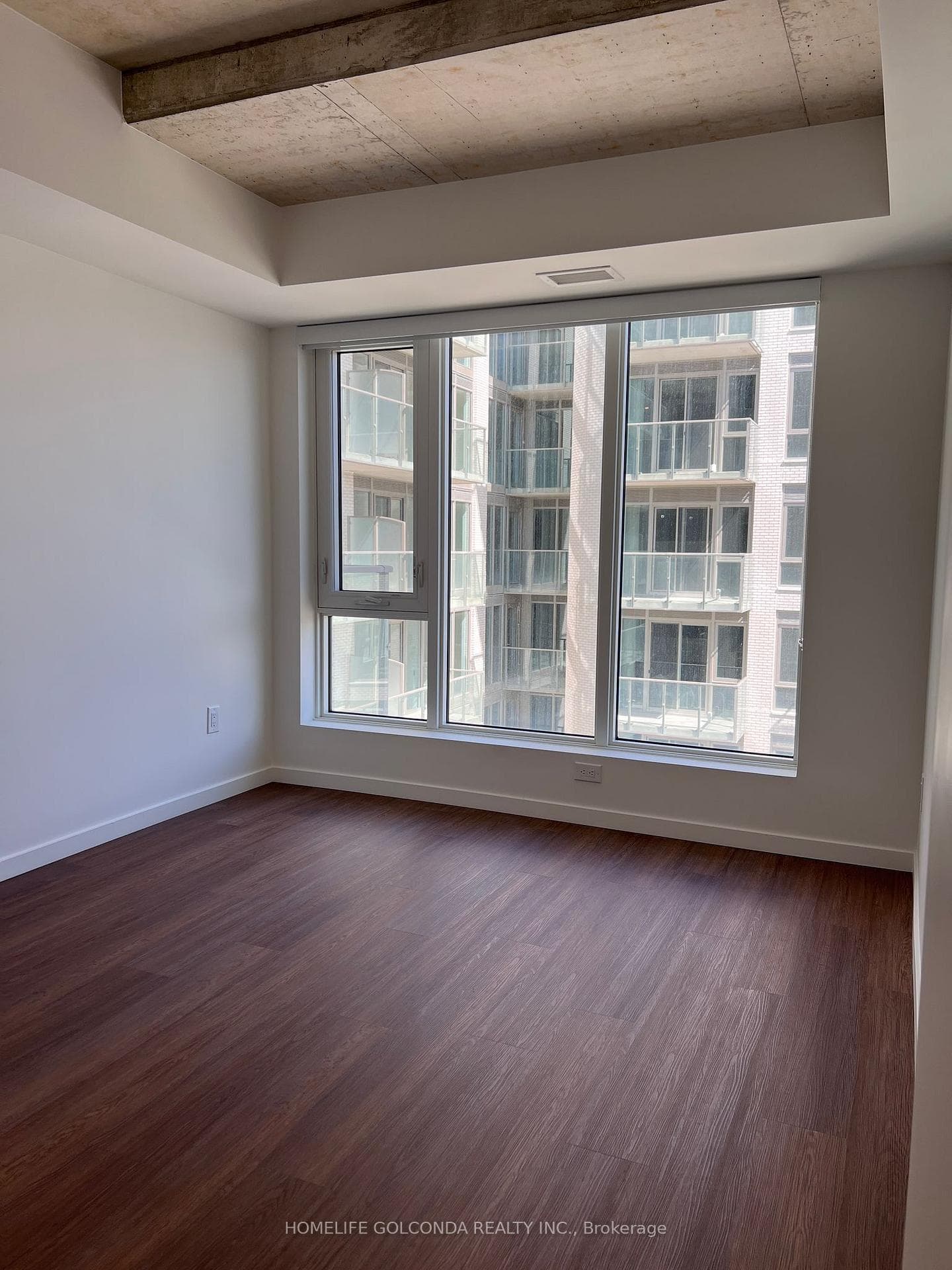 689 The Queensway Way Unit 506 photo 15