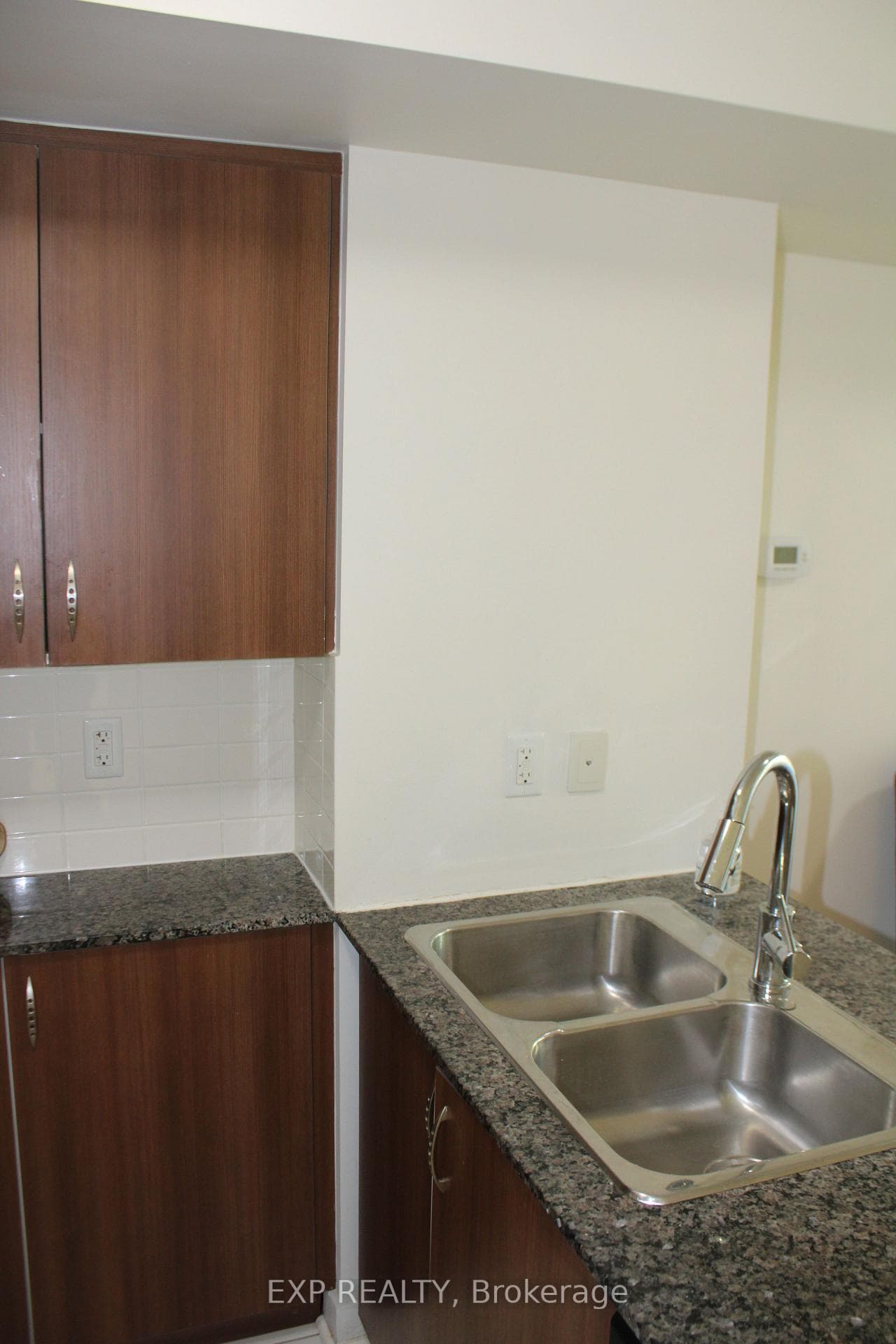 5740 Yonge Street Unit 1407 photo 22