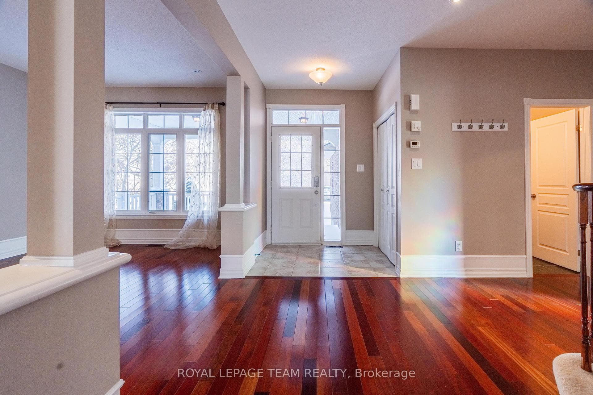 71 Cedar Valley Drive photo 4