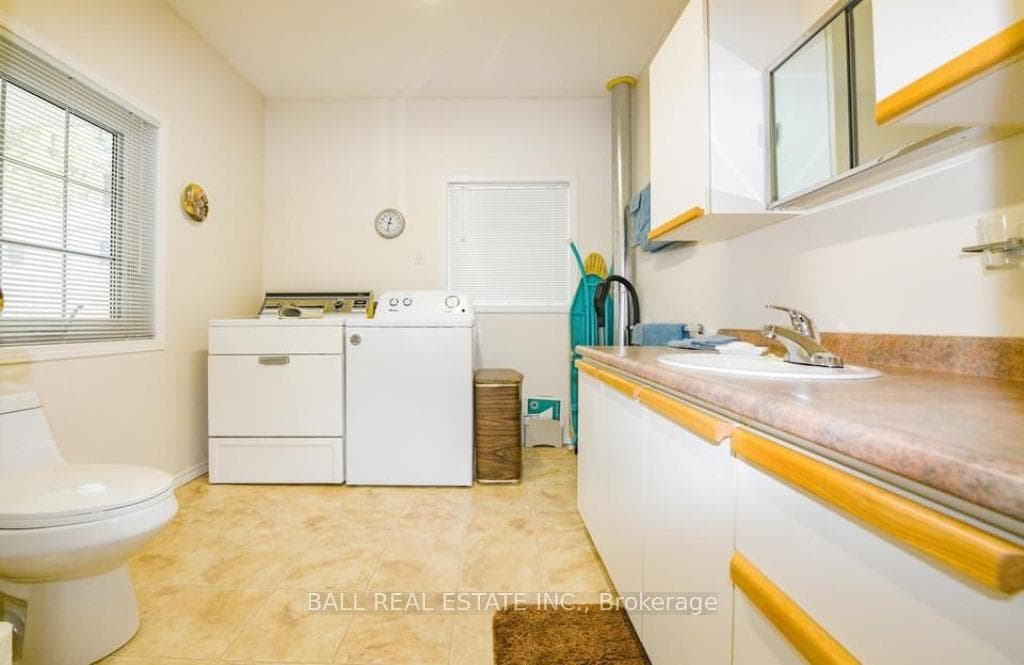 7 Cleak Avenue photo 15