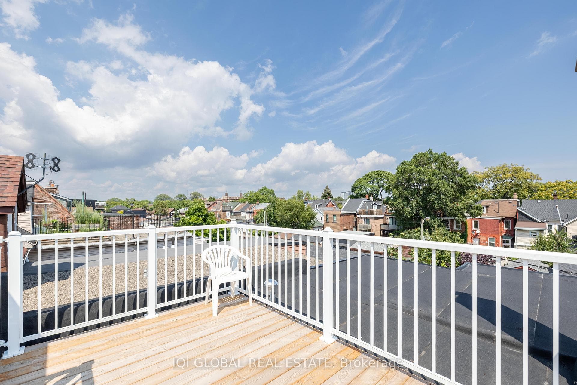475 Ossington Avenue Unit UpperFloor photo 27