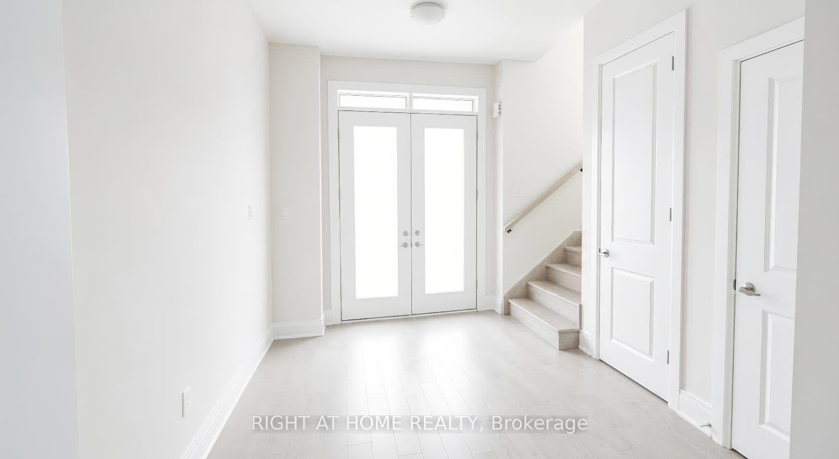 816 Apple Terrace photo 11