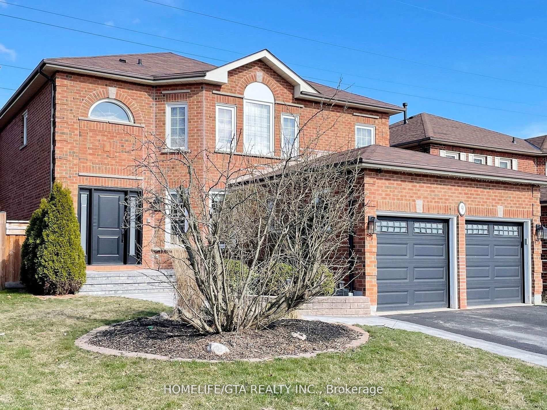 9 Hartford Court photo 2