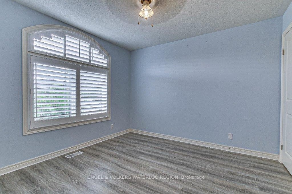 82 Kolbe Drive photo 11