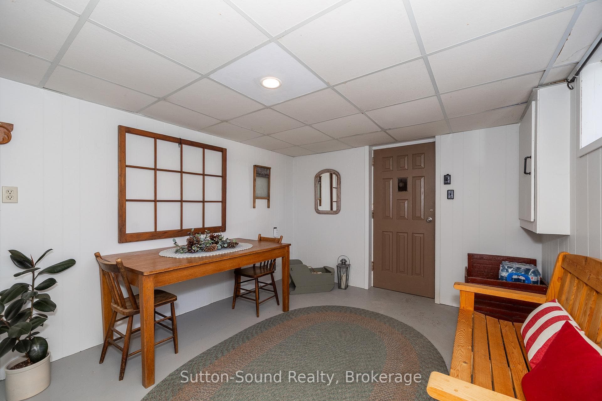 338179 11 Concession photo 21