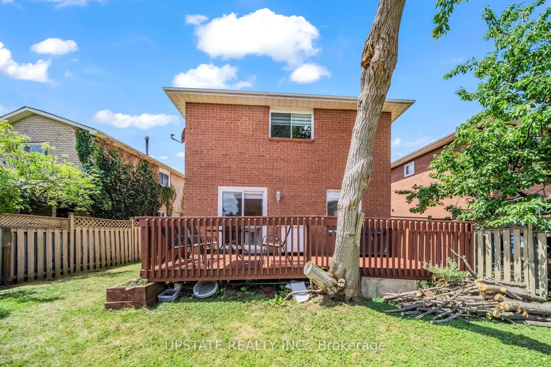 145 Valonia Drive photo 39