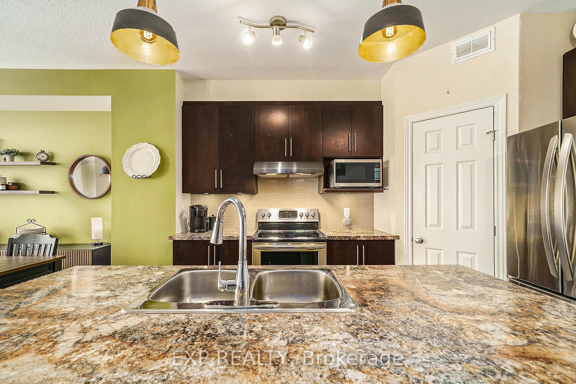 203 Brambling Way photo 10