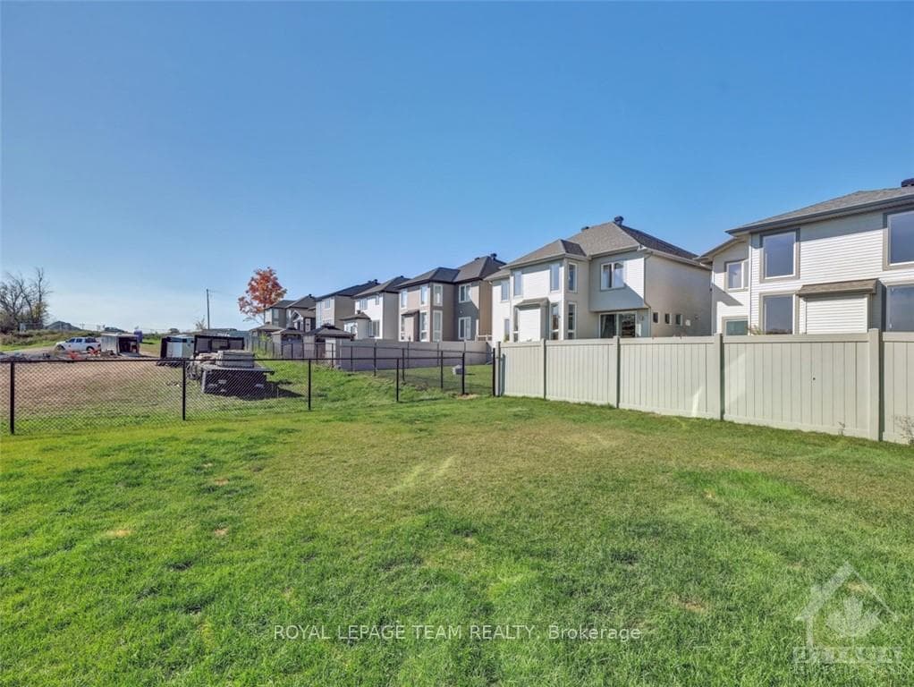 46 FANNING Street photo 29