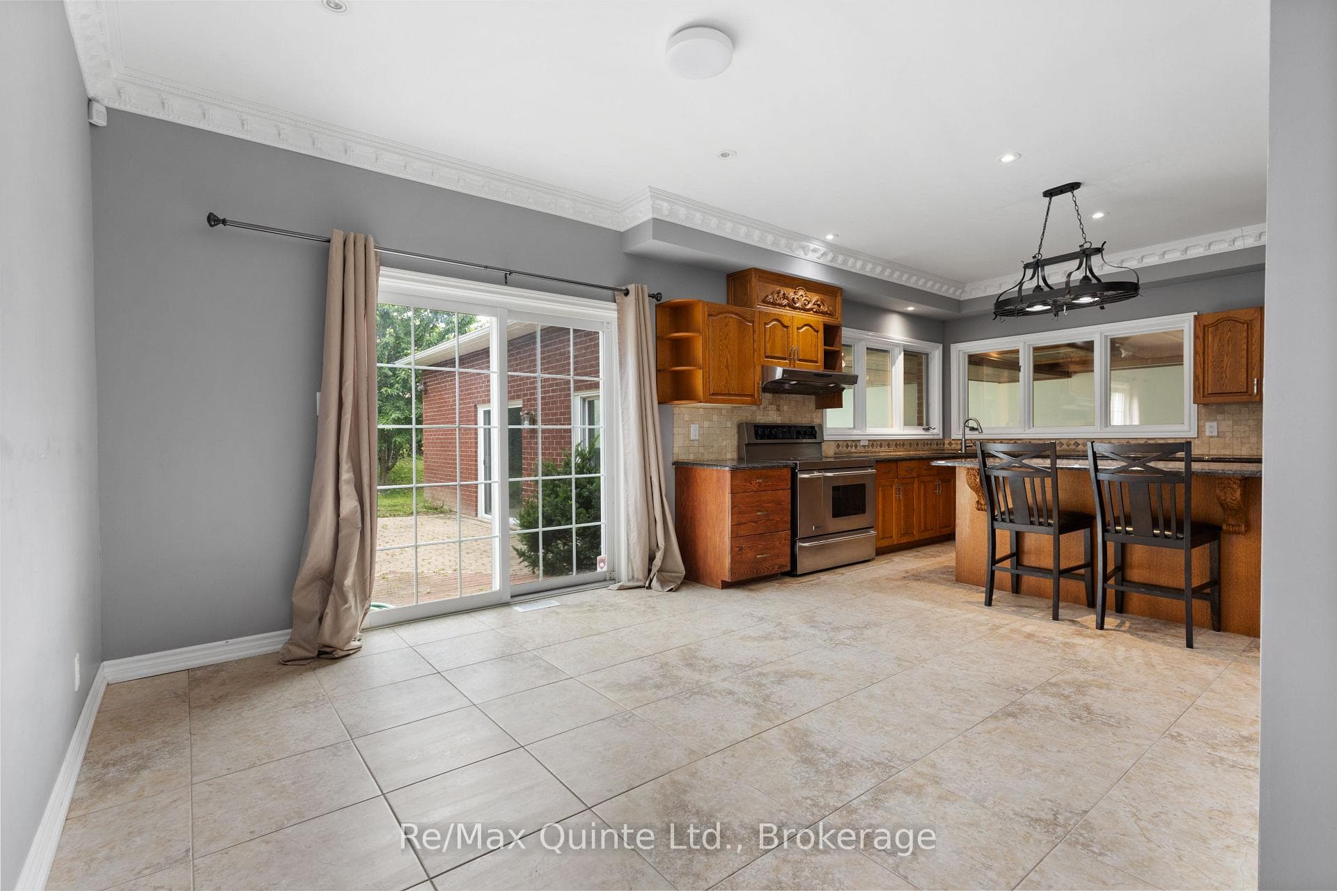 17 Applewood Court photo 14