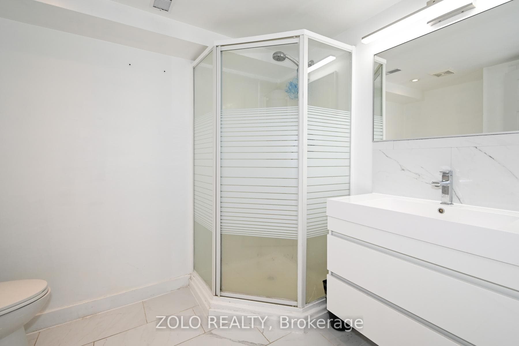 17 Glenfield Crescent photo 12