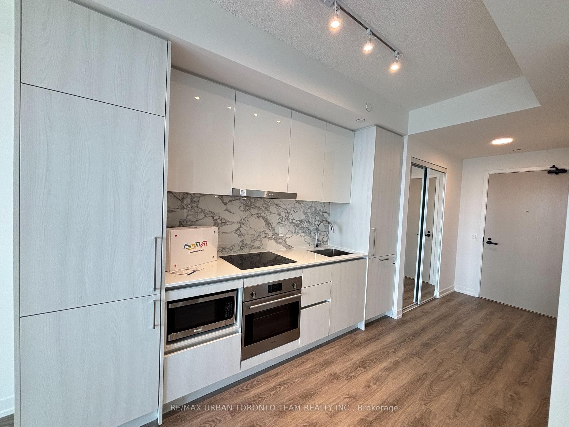 195 Commerce Street Unit 4509 photo 2