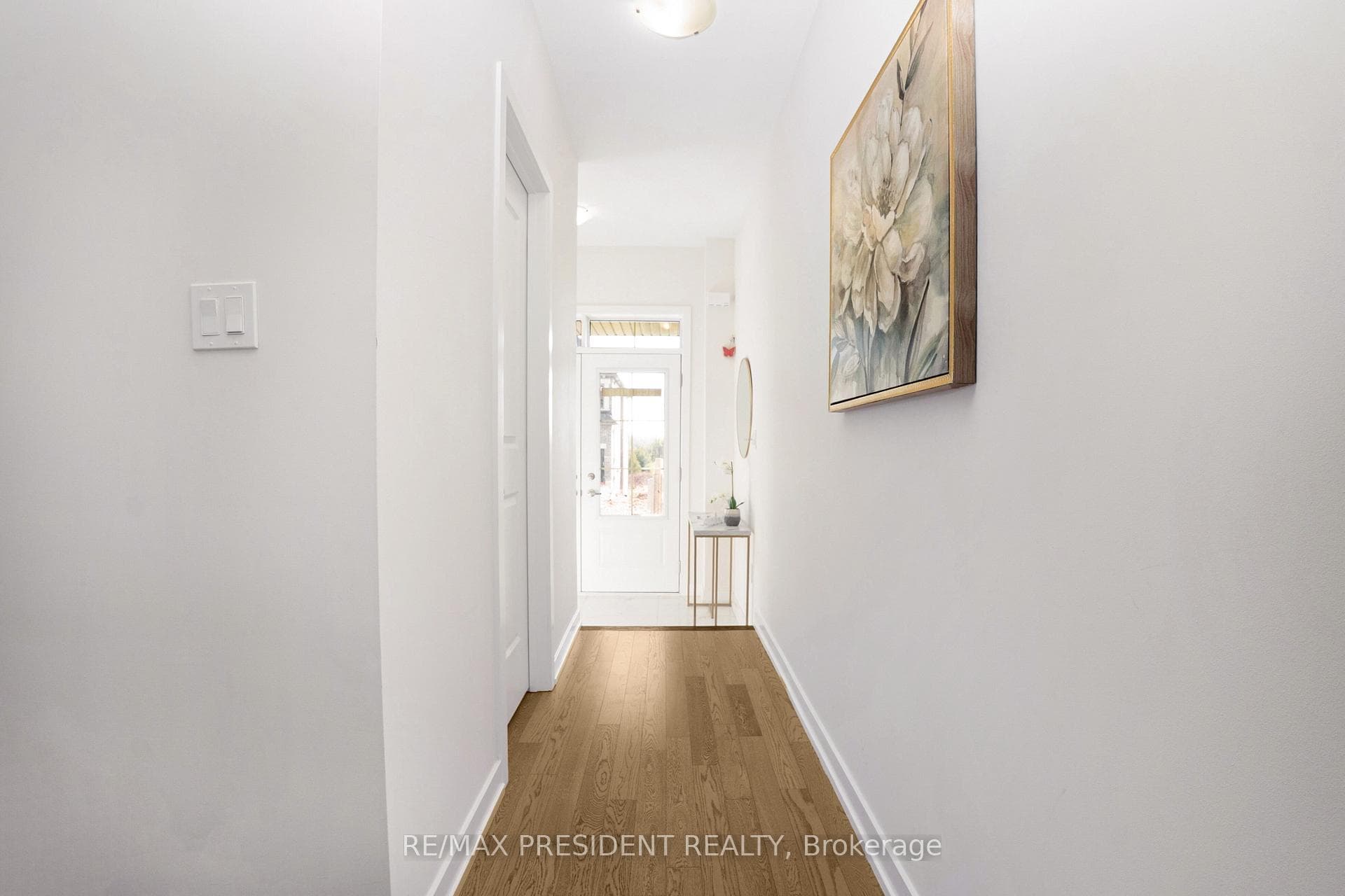 39 Henshaw Drive photo 3