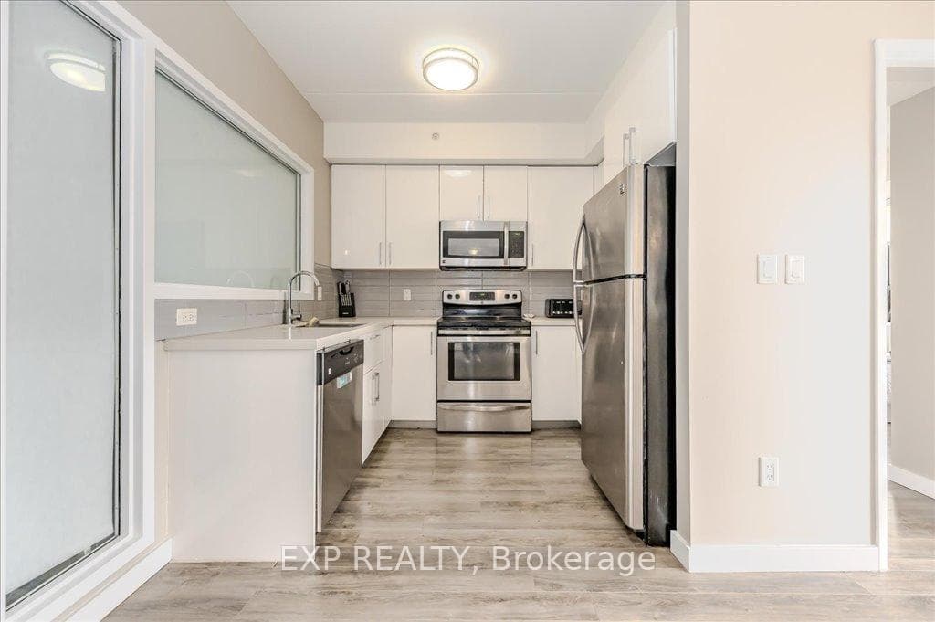 1291 Gordon Street Unit 426 photo 13