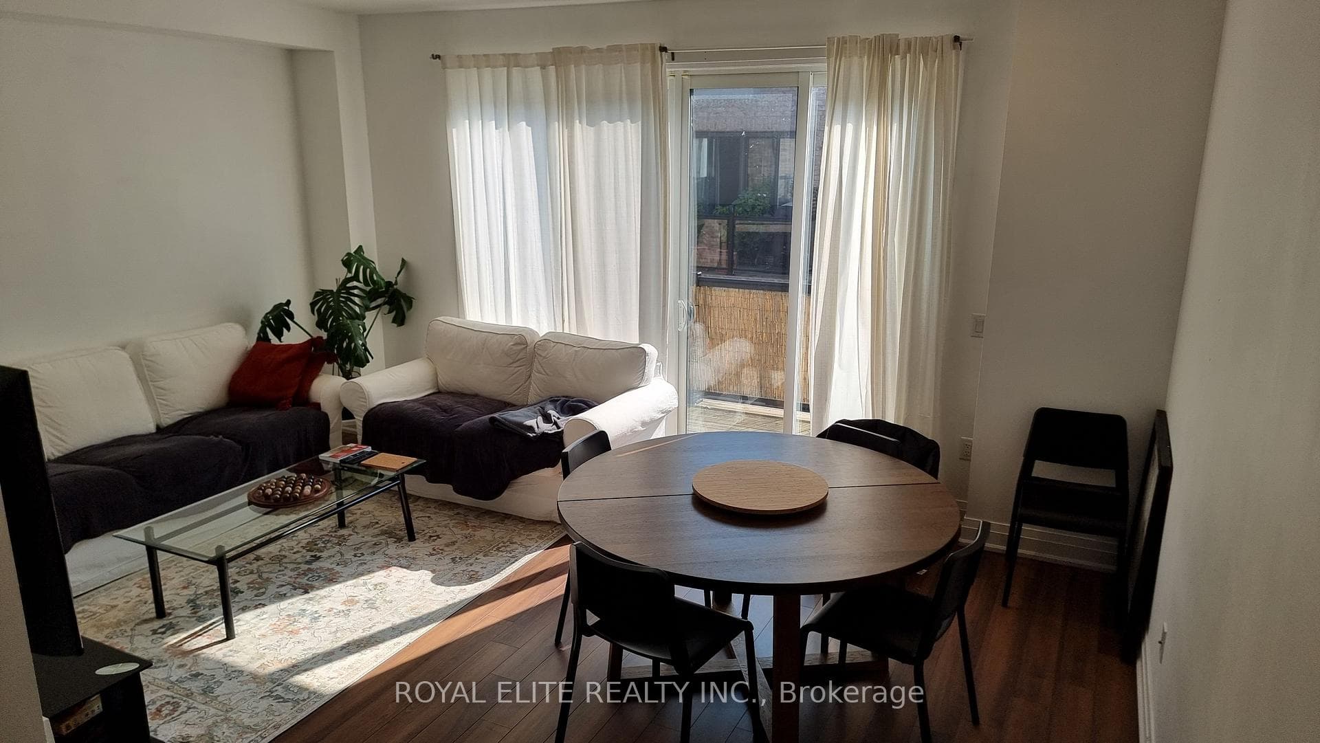 90 Salteron Circle photo 8