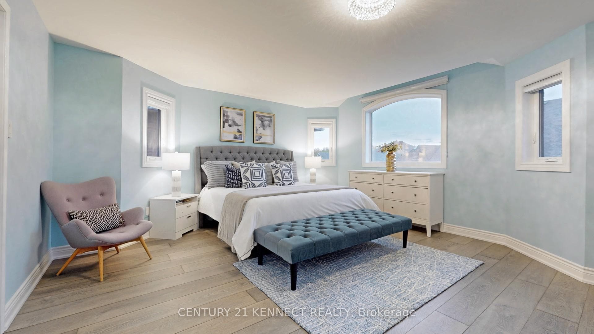 86 Sapphire Drive photo 8
