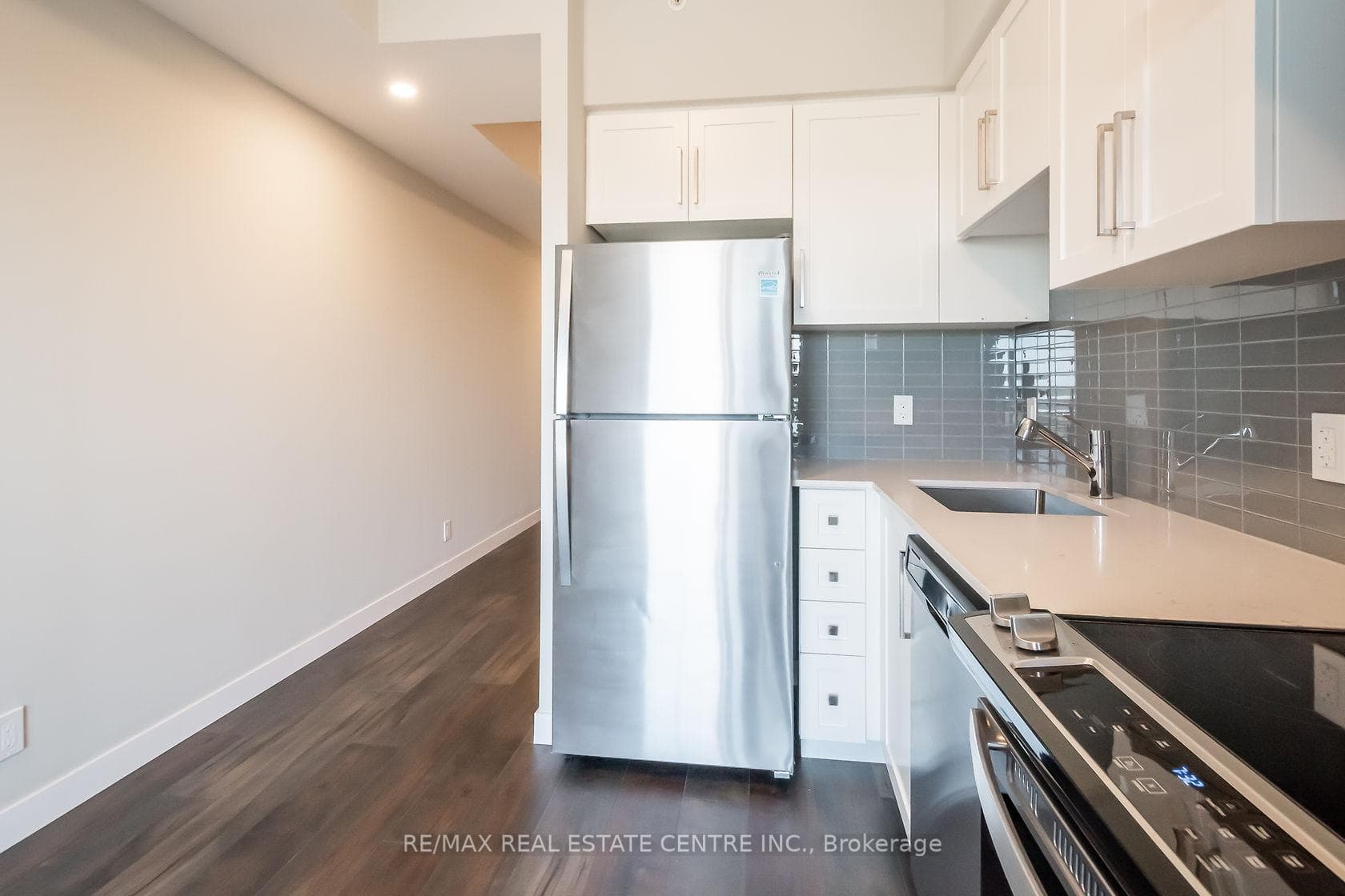 15 Queen Street Unit 1503 photo 13