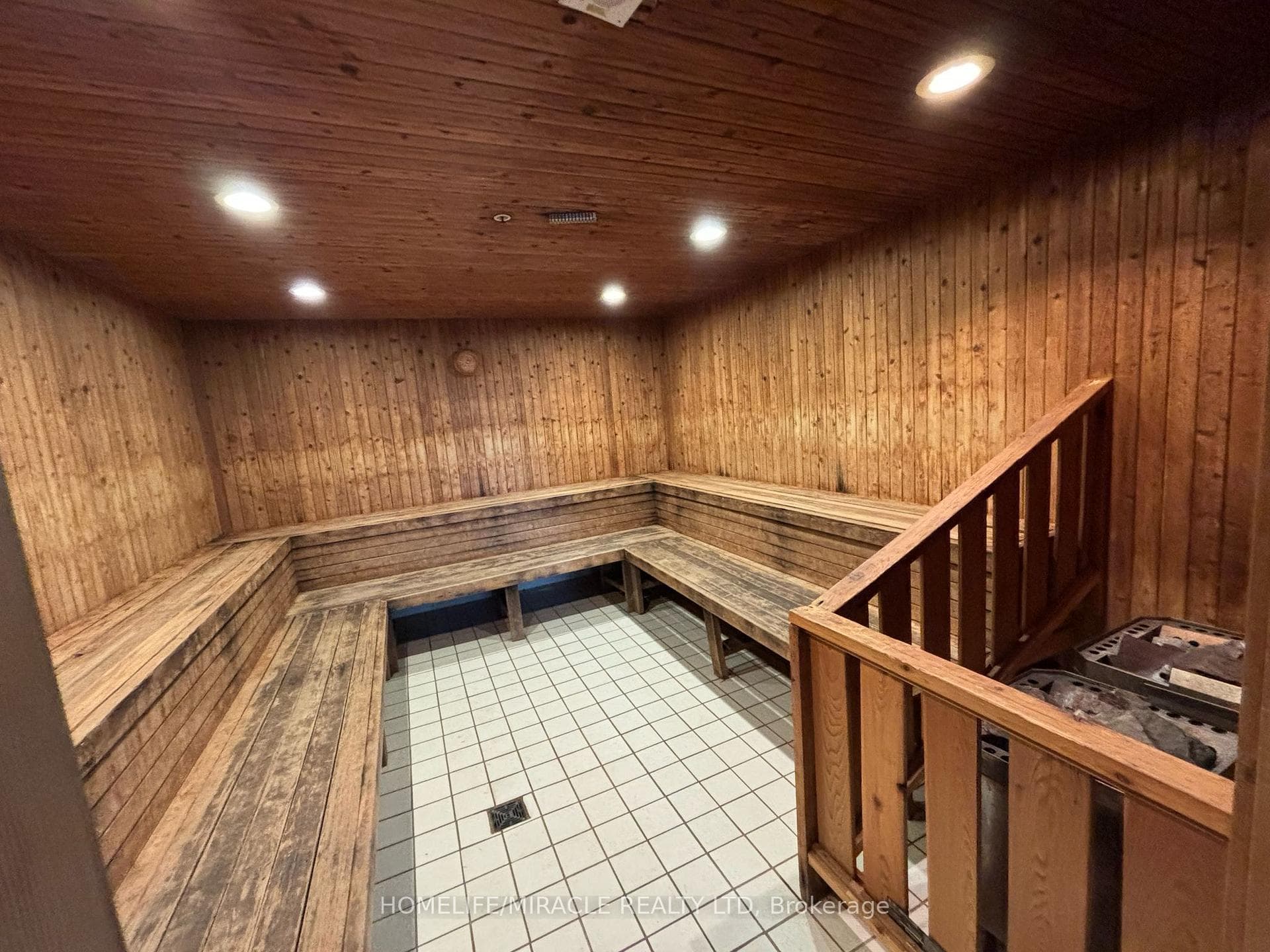 2220 Lake Shore Boulevard Unit 2207 photo 26