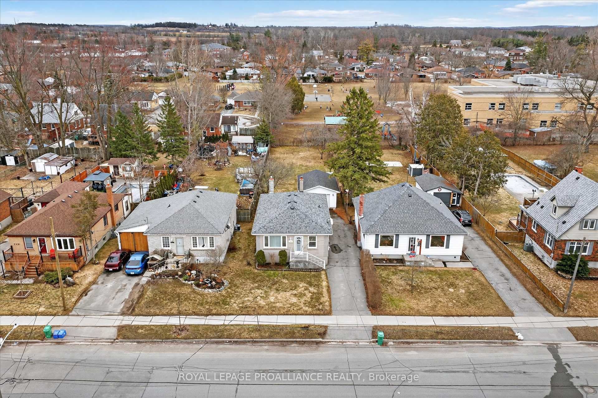 733 Cameron Street photo 49