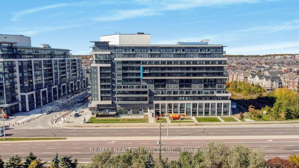 395 Dundas Street Unit 421 photo 1