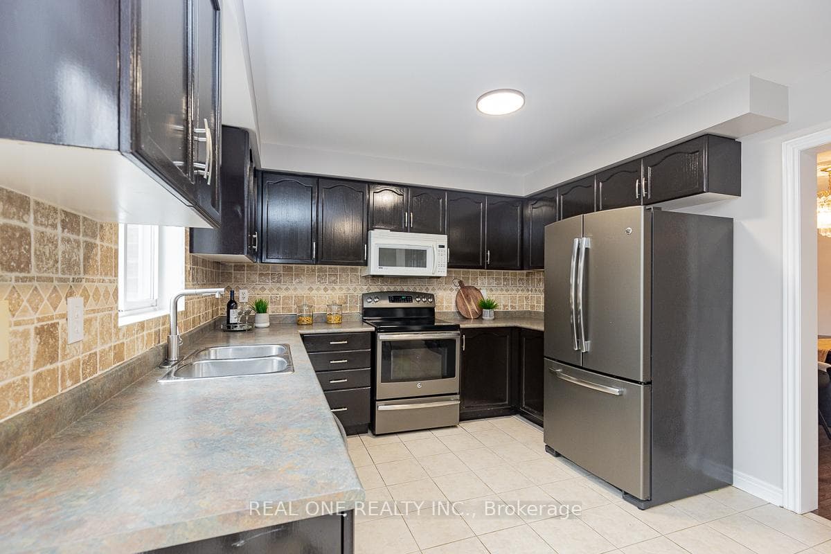 227 Esther Drive photo 10