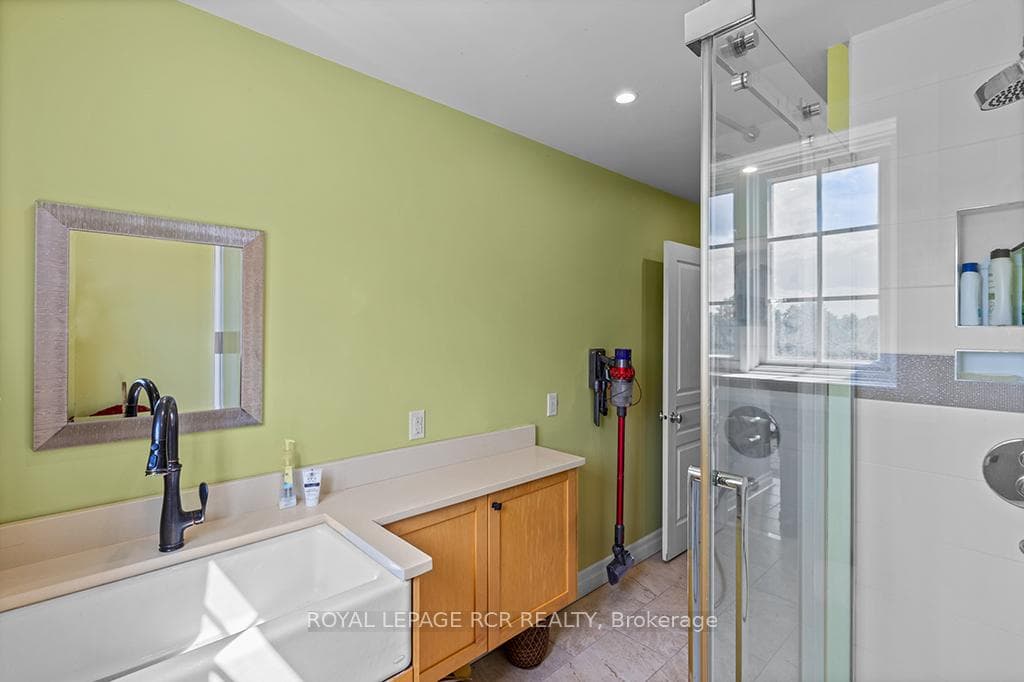 3 piece bath farmhouse sink