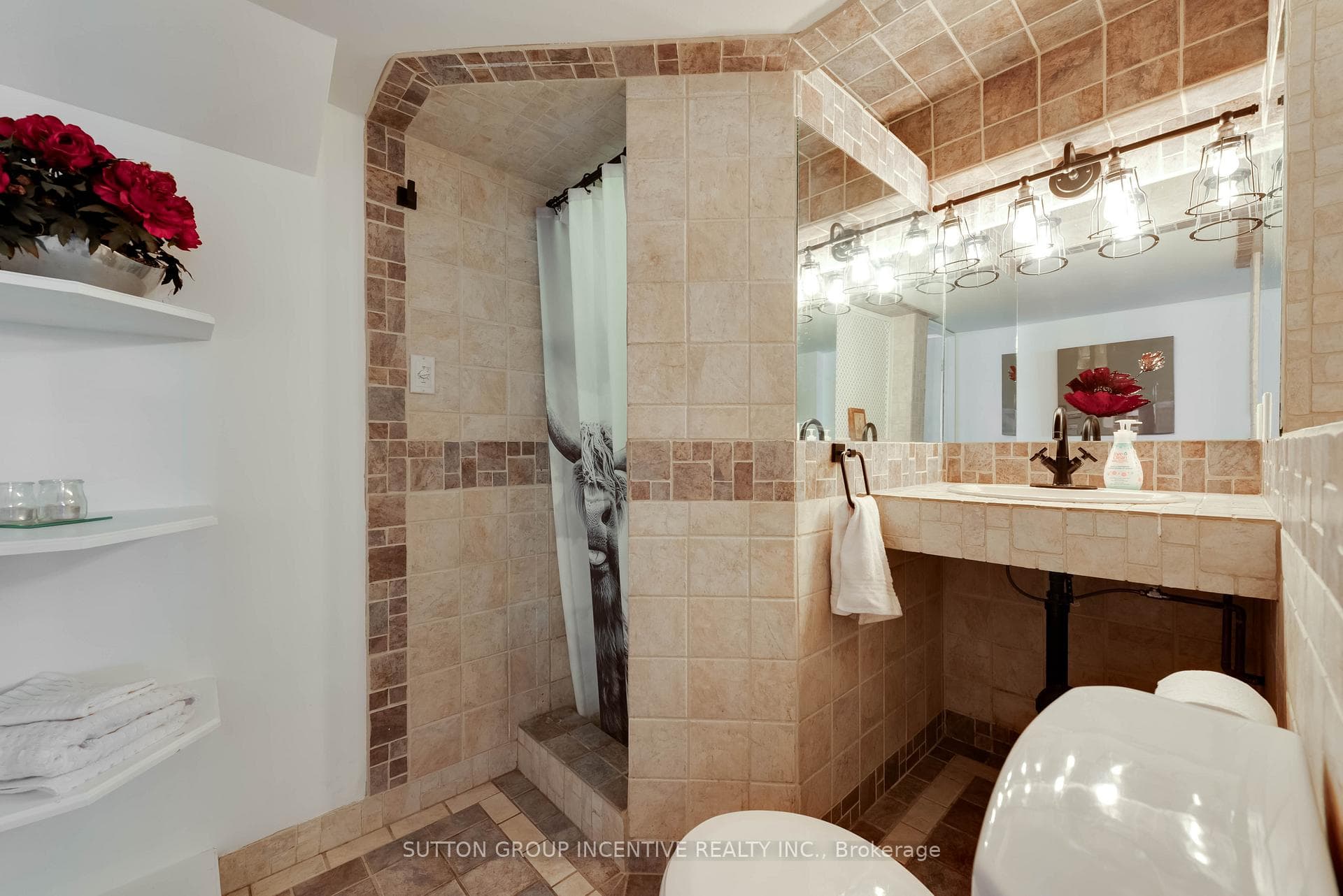 55 Vanessa Drive photo 23