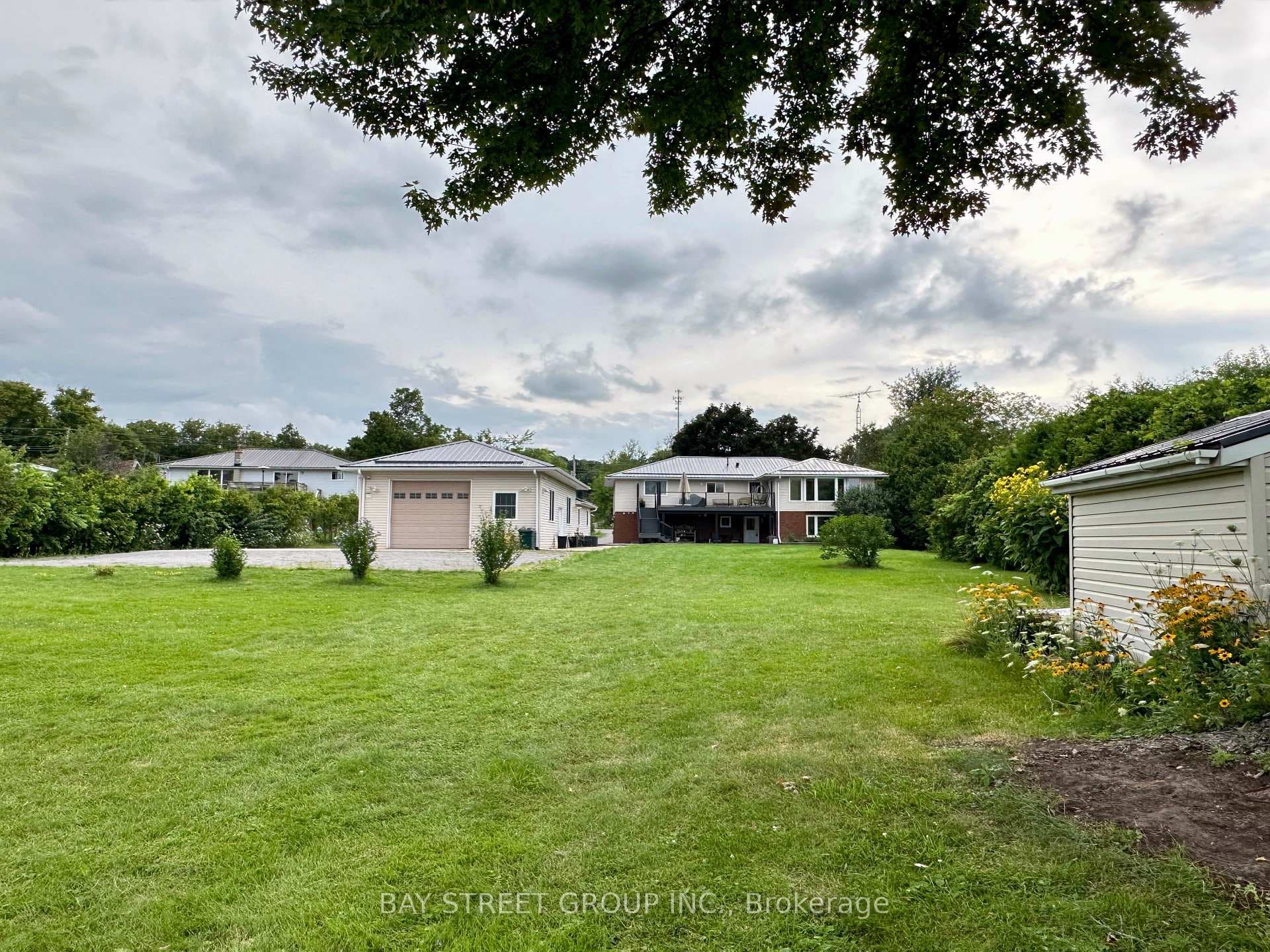 5173 Rice Lake Drive photo 8